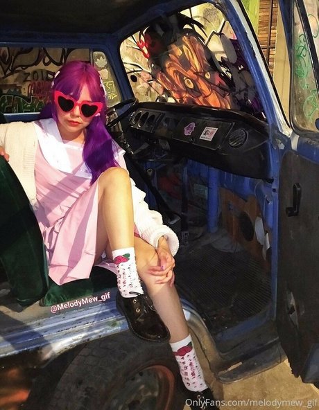 melodymew gif haut modèle galerie