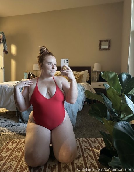 cinnamon siren star du porno xxx galerie