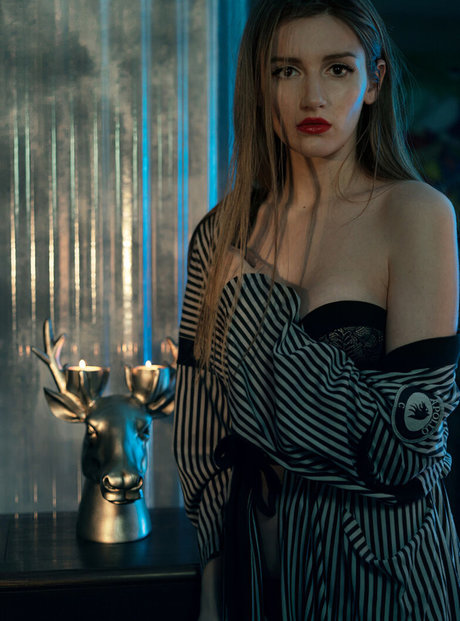 brune en levrette onlyfans magnifique parfait photo