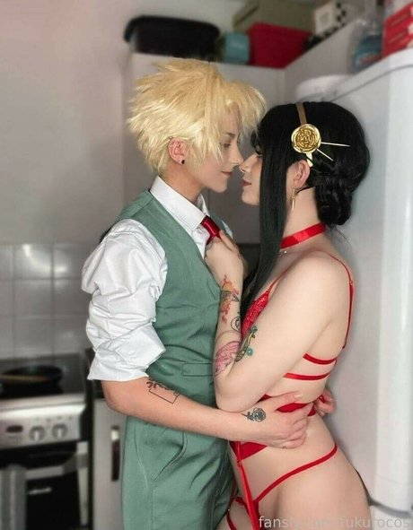 f ukuro star du porno gratuite img