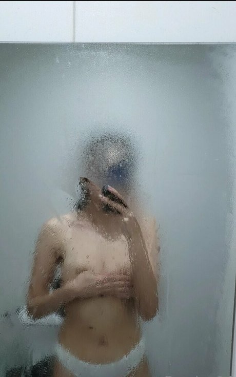 judith6 9 modèle chaud images