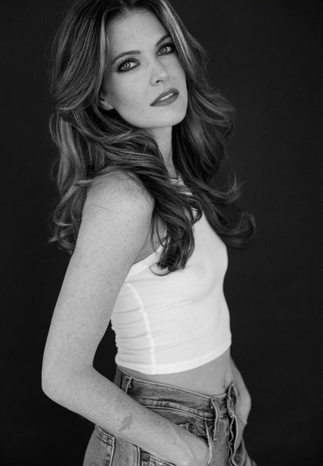 Meghann Fahy belle étoile image