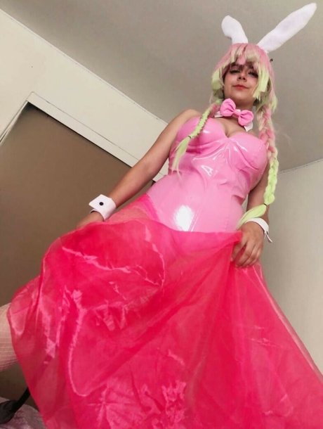 Moona uwu modèle nu galerie