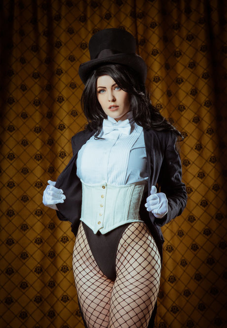 MaidMight star du porno belle img