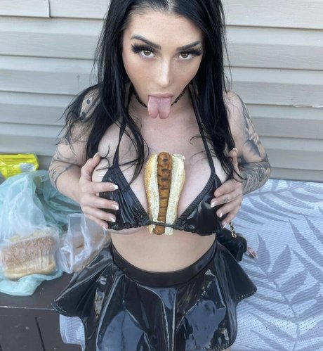 Ciara Hempseed beau modèle collection