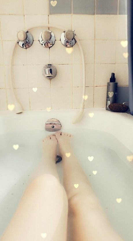 littleeevee66 modèle magnifique archive