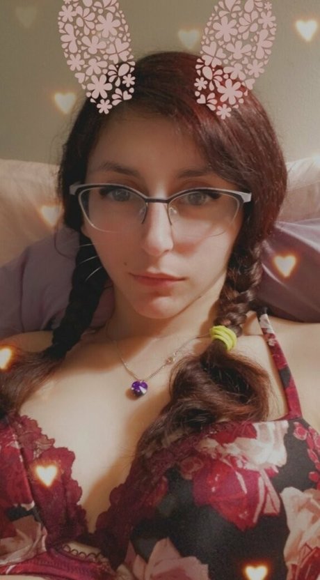 littleeevee66 modèle sympa archive