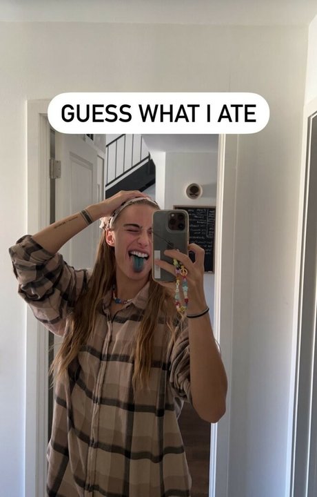 kailanovak actrice chaude photos