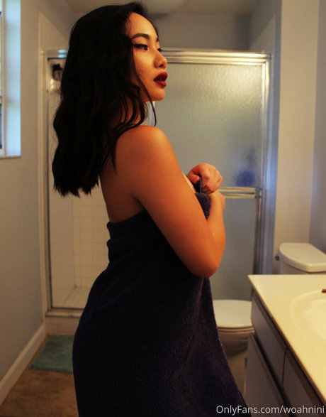 woahnini modèle chaud collection