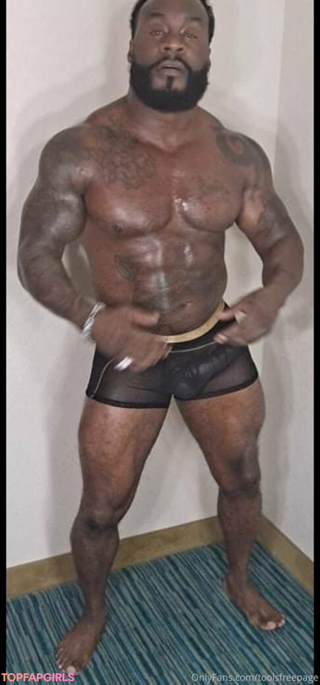 influenceur des médias sociaux onlyfans pornographique exclusif img