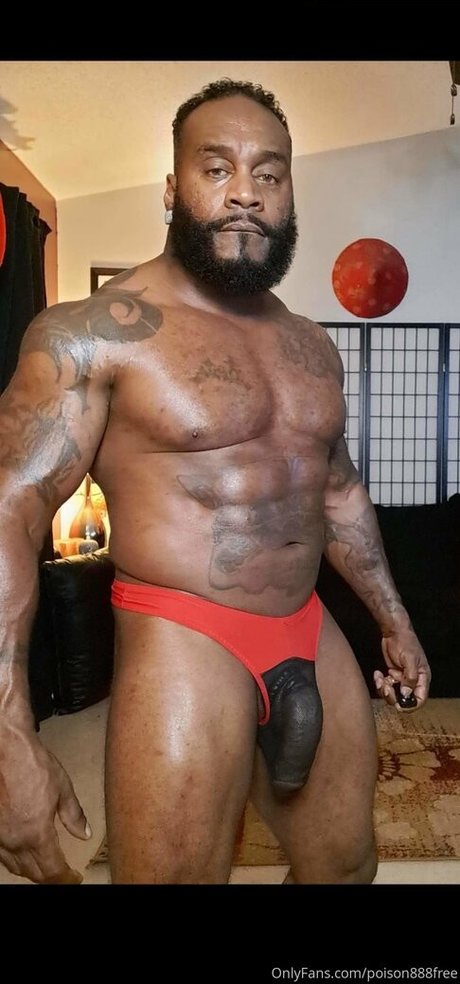 tatouages blonds onlyfans érotique exclusif photo