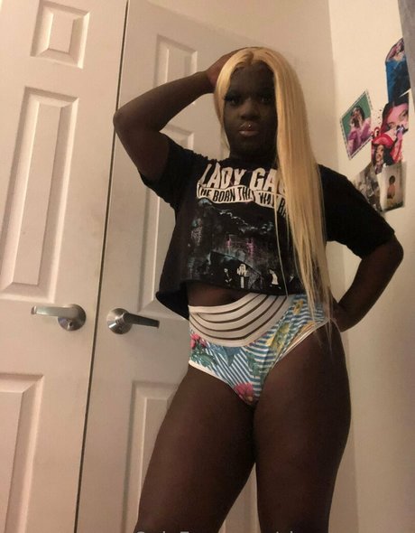 déshabillage onlyfans qualité supérieure img