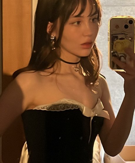 ASMR BlueKatie modèle images