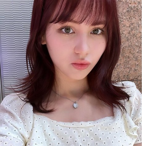 ASMR BlueKatie modèle érotique image