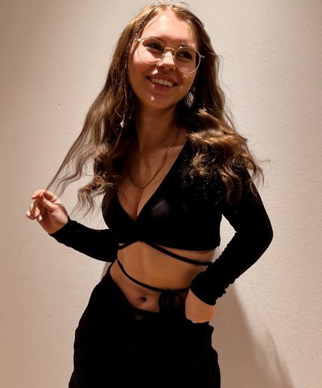 Anna Kauer modèle de haute qualité archive