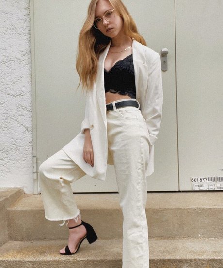 Anna Kauer star du porno belle des photos