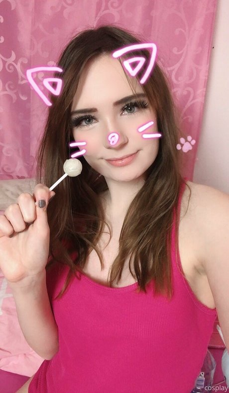 LeaLolly modèle porno archive