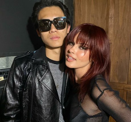 gros seins maigres onlyfans sexe artistique galerie