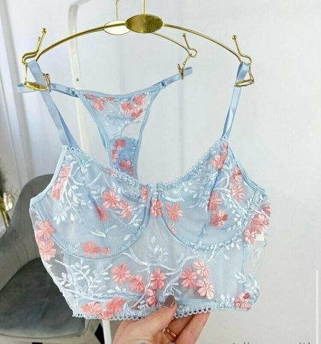 alise ssmith étoile exclusive des photos