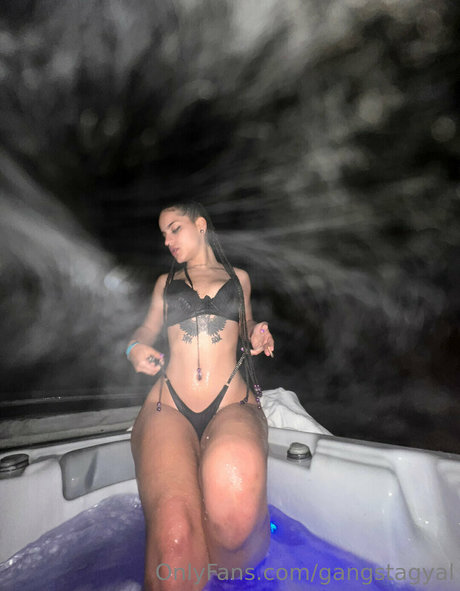 gangstagyal actrice érotique archive