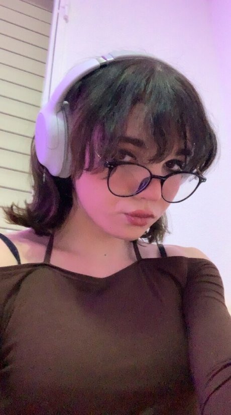 angele mhr star exclusive archive