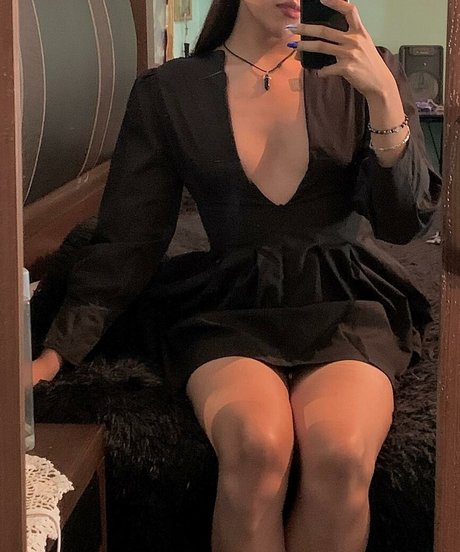 Lilith Moreno étoile magnifique des photos