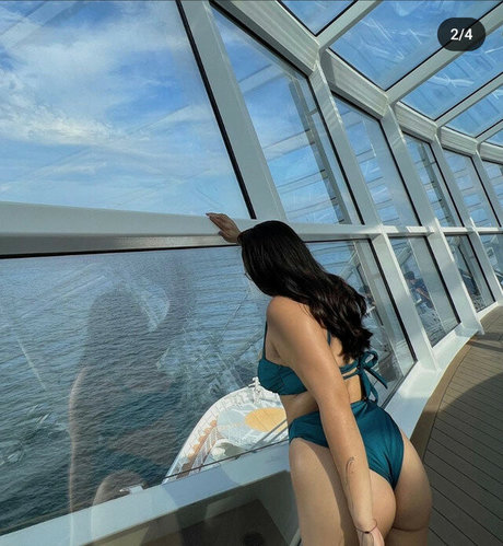 Mathilda Huang star pornographique galeries