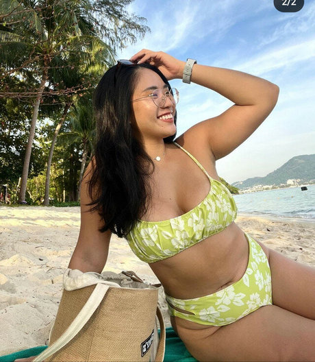 Mathilda Huang star du porno gratuit des photos