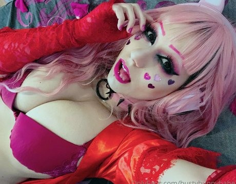 bustybunnybabe étoile chaude collection