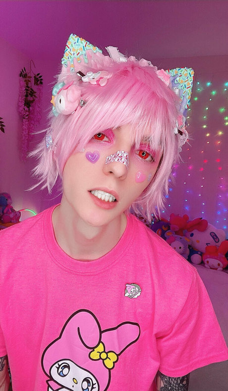 kingdaddykitten modèle magnifique photo