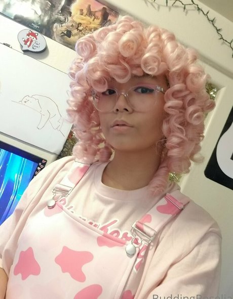 buddingroselia xxx étoile des photos