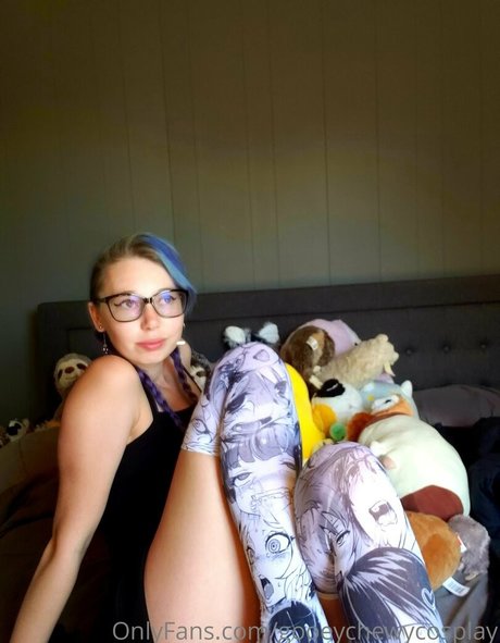 gooeychewycosplay actrice artistique images