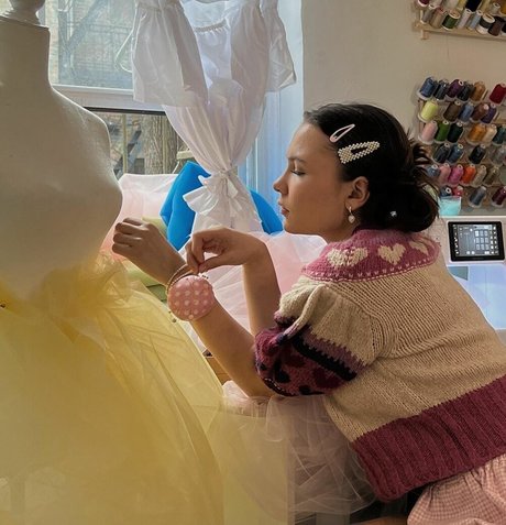 Ester Dobrik beau modèle photos