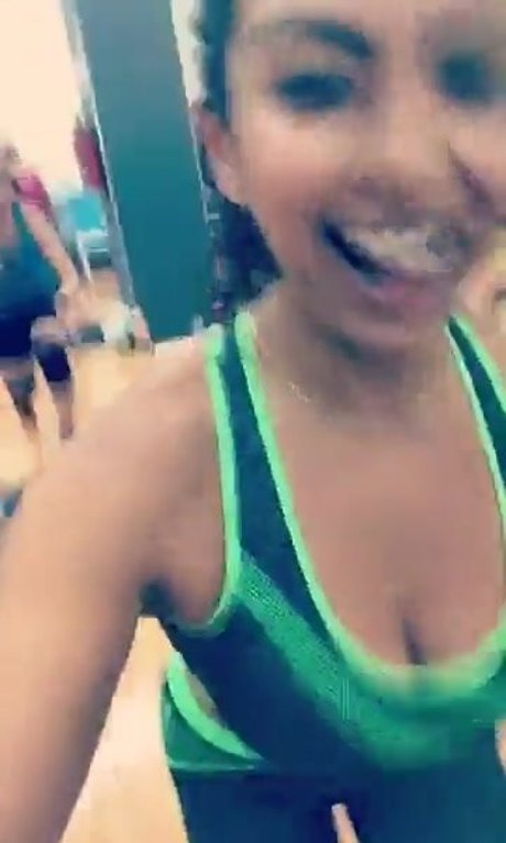 Gia Fey haut de star du porno des photos