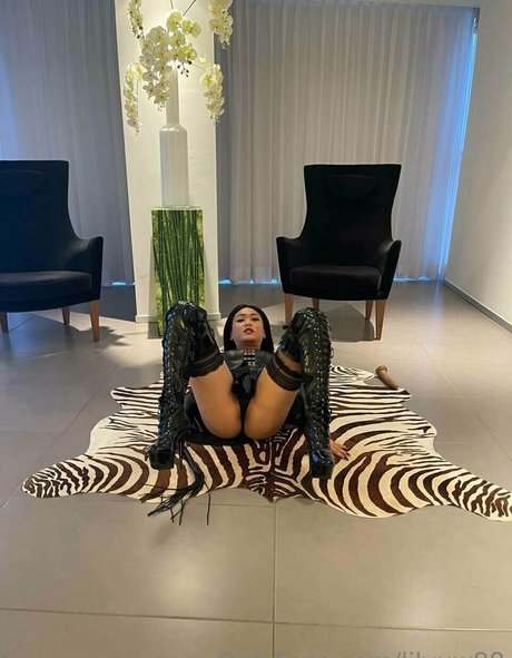 princesse asiatique onlyfans belle gratuite img