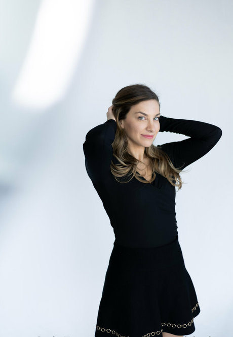 journeywithalora actrice nue img