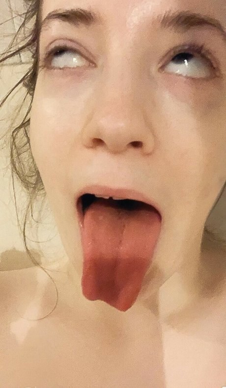 Veerya19 actrice adulte des photos