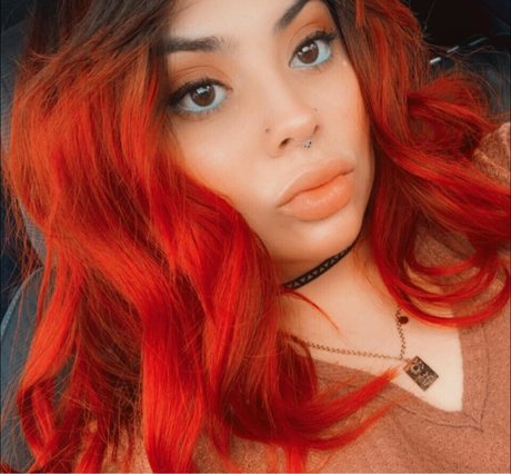 emilyelixer modèles nus archive