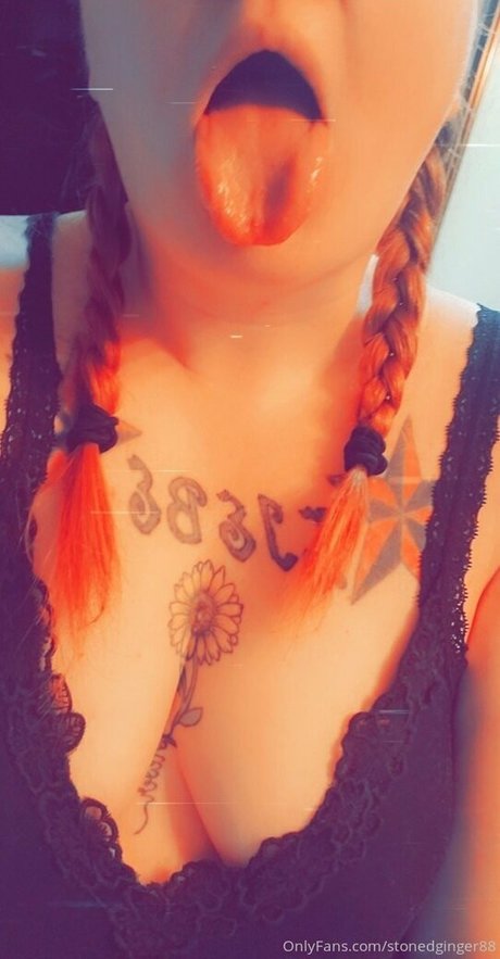 stonedginger88 art star du porno photos