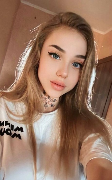 eve jinx official actrice hd galeries