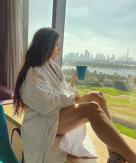 Bhumicka Singh modèle pornographique img