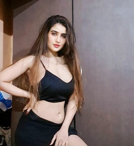 Aniza Hazel modèle exclusif img