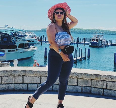 Akankshya Rijal star du porno de haute qualité des photos