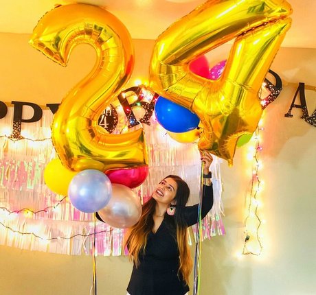 Akankshya Rijal sexe star du porno collection