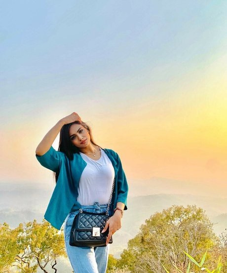 Umme Zamilatun Naima meilleure actrice photos