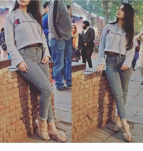 Anjali Gupta modèle chaud photos