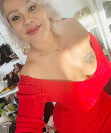 Myra La Chula modèle adulte image