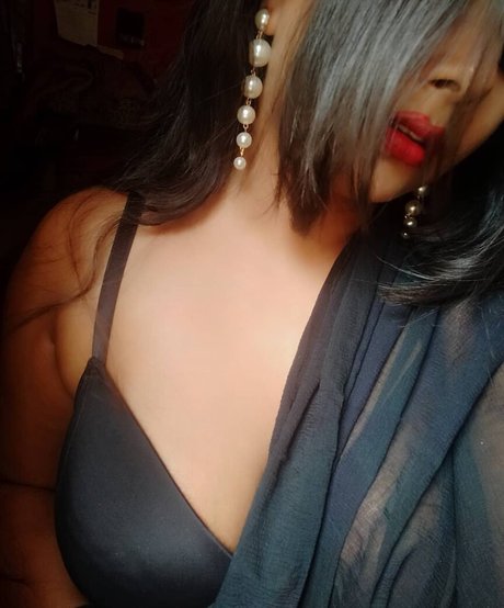 Maya Diba star du porno galeries