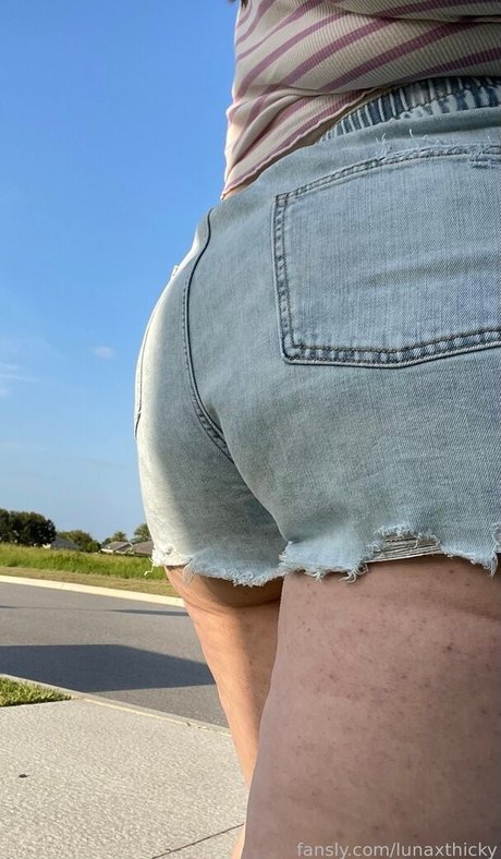 lunaxthicky modèle porno des photos