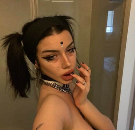 shawtysuzi modèles nus image